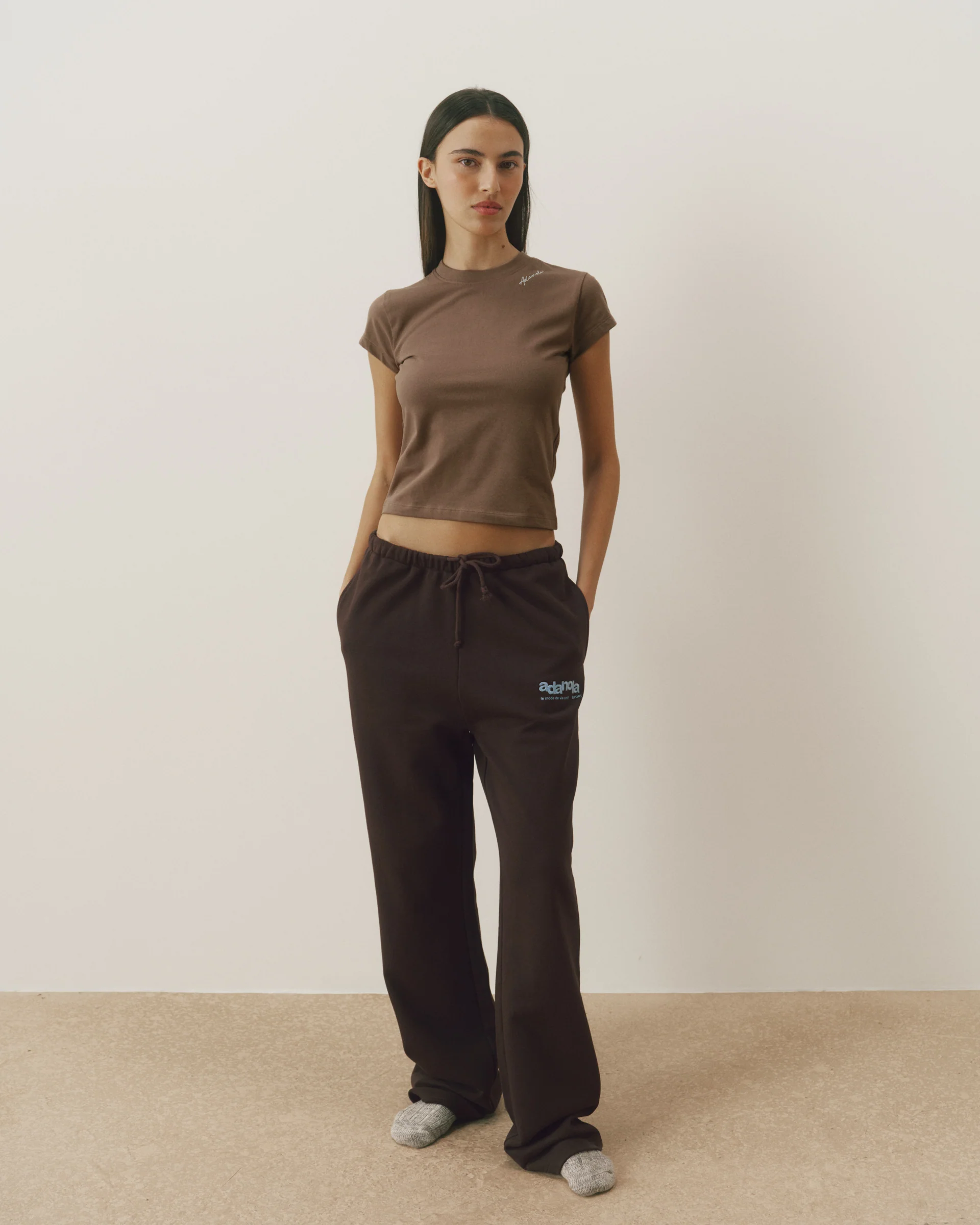 Le Mode De Vie Straight Leg Sweatpants - Coffee Bean/Airy Blue