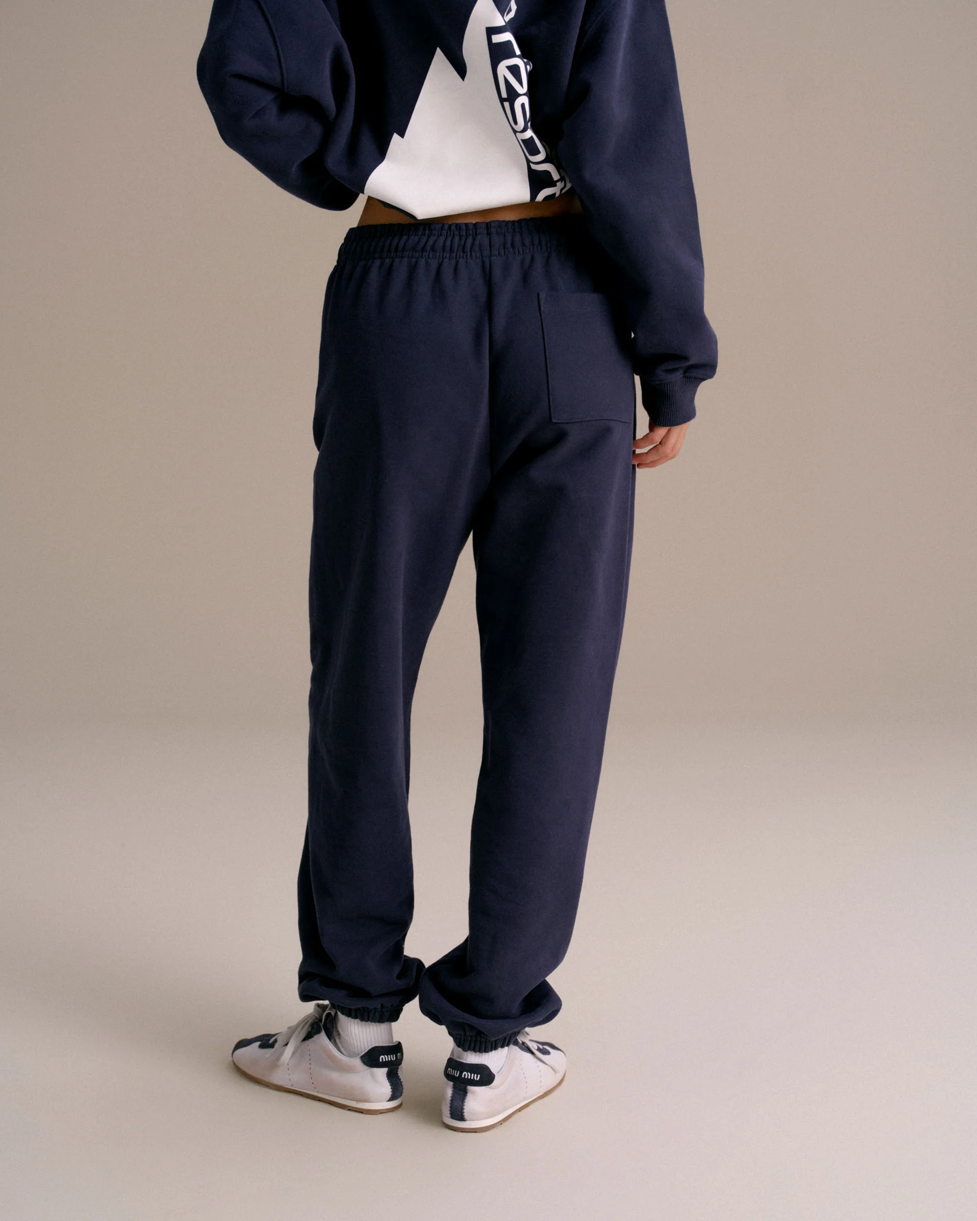 1558-peaks-sweatpants-navy-blue-2.webp Peaks Sweatpants - Navy Blue