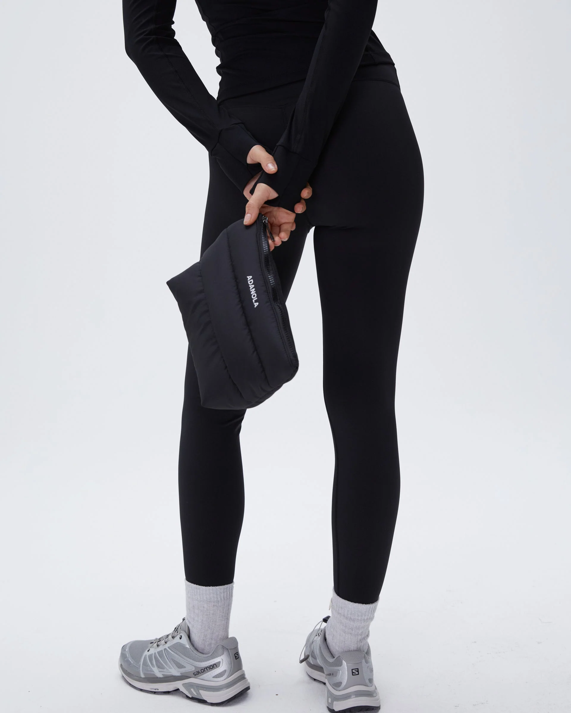 2221-puffer-pouch-black-2.webp Puffer Pouch - Black