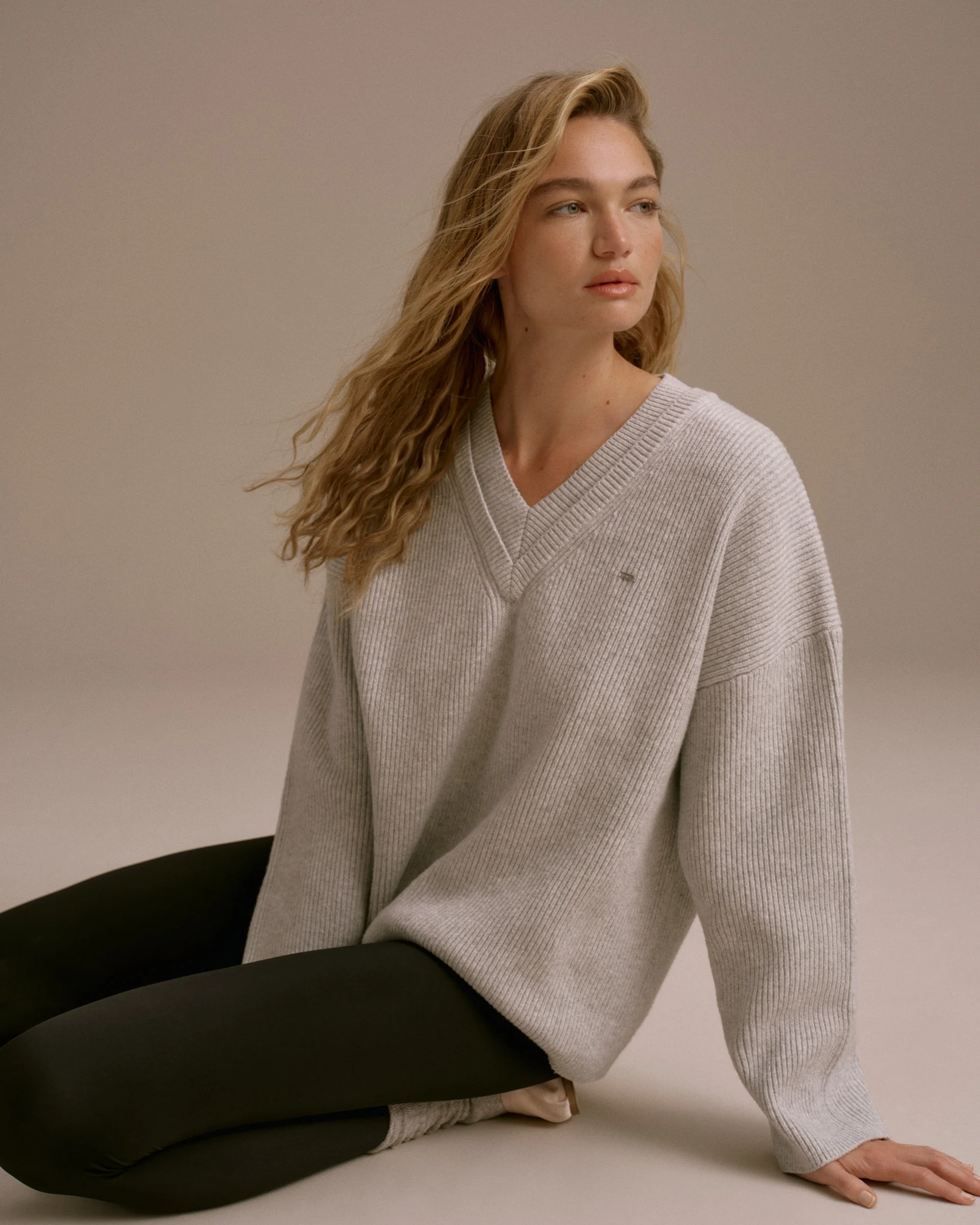 2789-knit-double-v-neck-sweatshirt-light-grey-melange-1.webp Knit Double V Neck Sweatshirt - Light Grey Melange