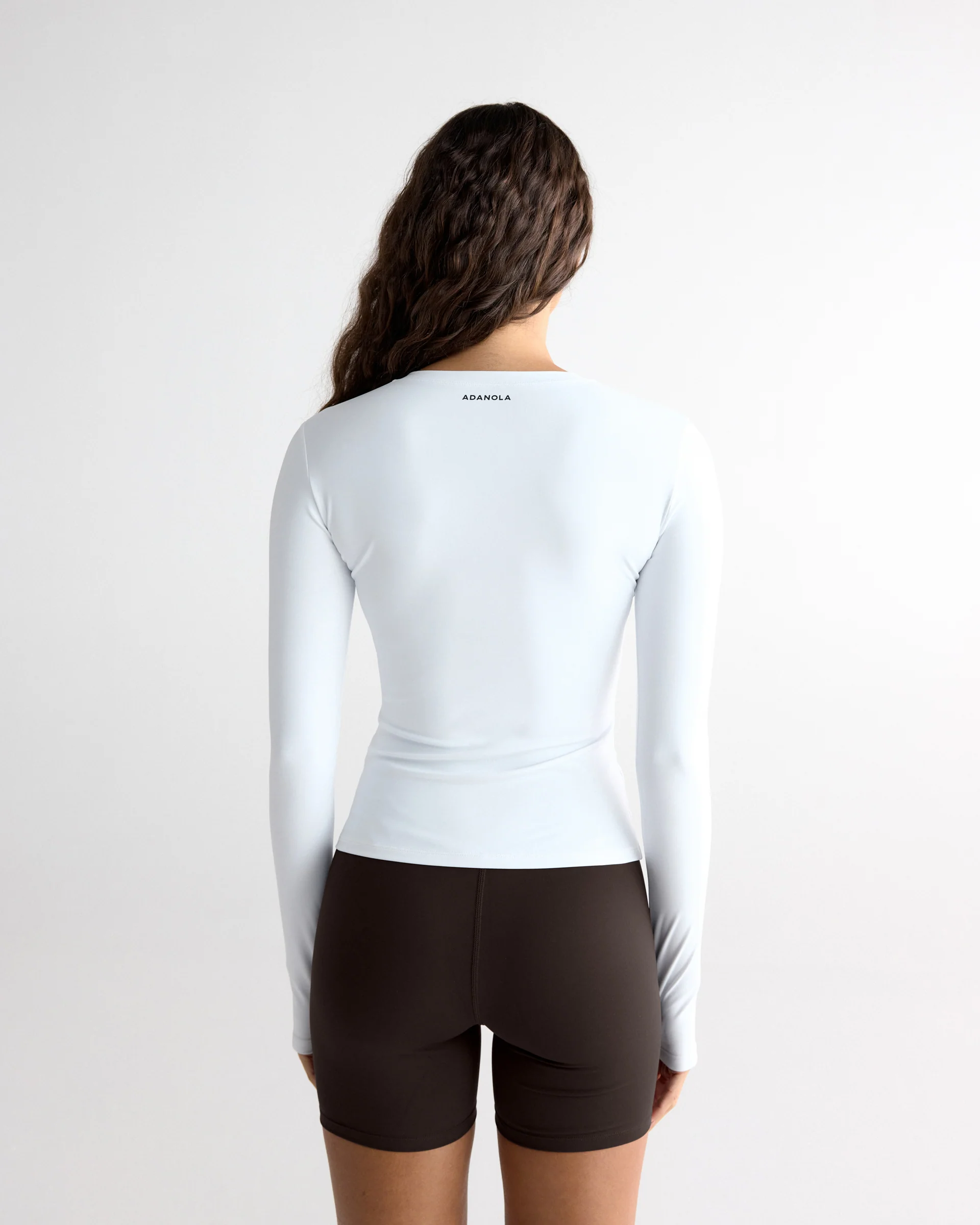 3480-ultimate-long-sleeve-top-white-4.webp Ultimate Long Sleeve Top - White