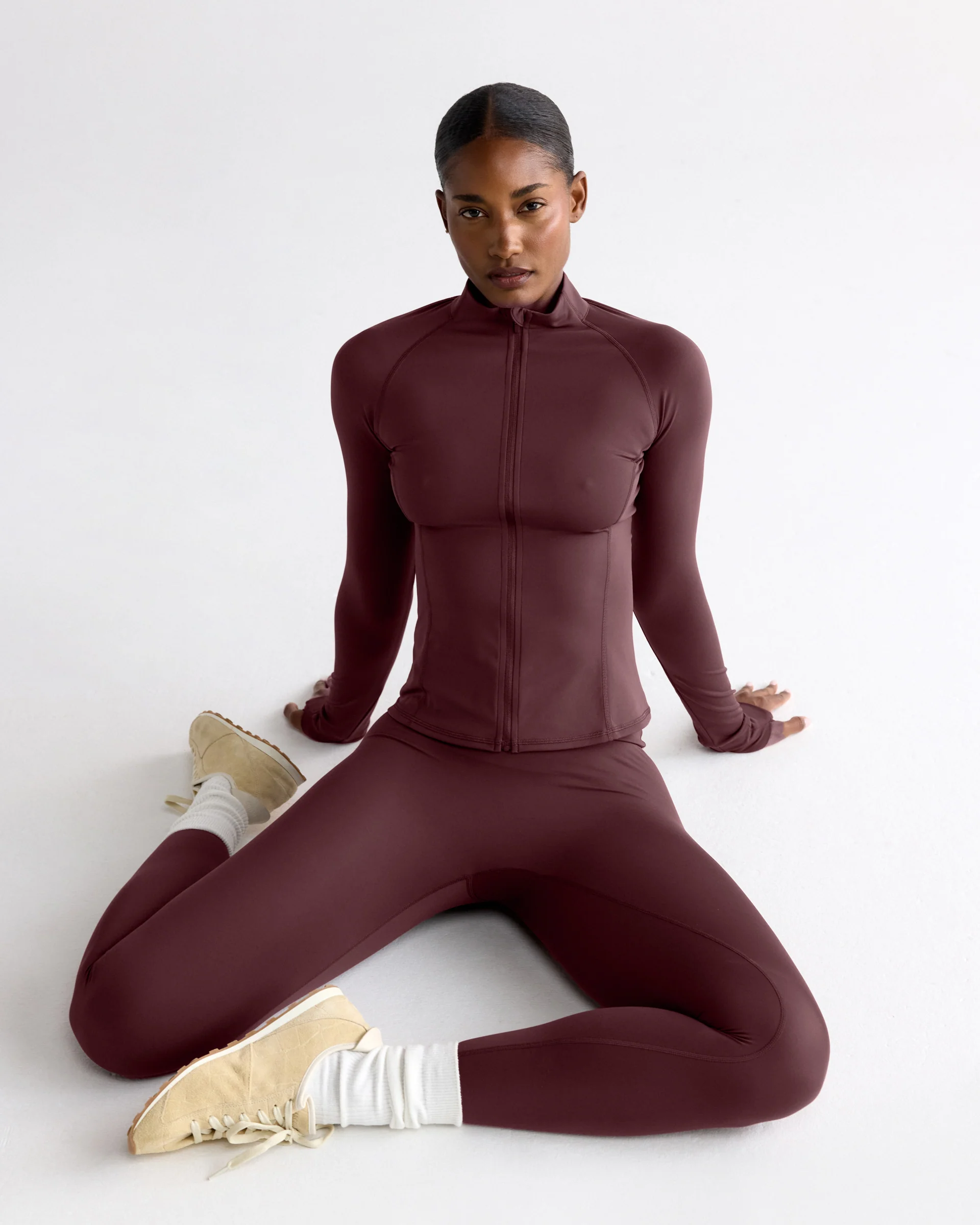 3552-ultimate-long-sleeve-zip-up-top-mulberry-red-1.webp Ultimate Long Sleeve Zip Up Top - Mulberry Red