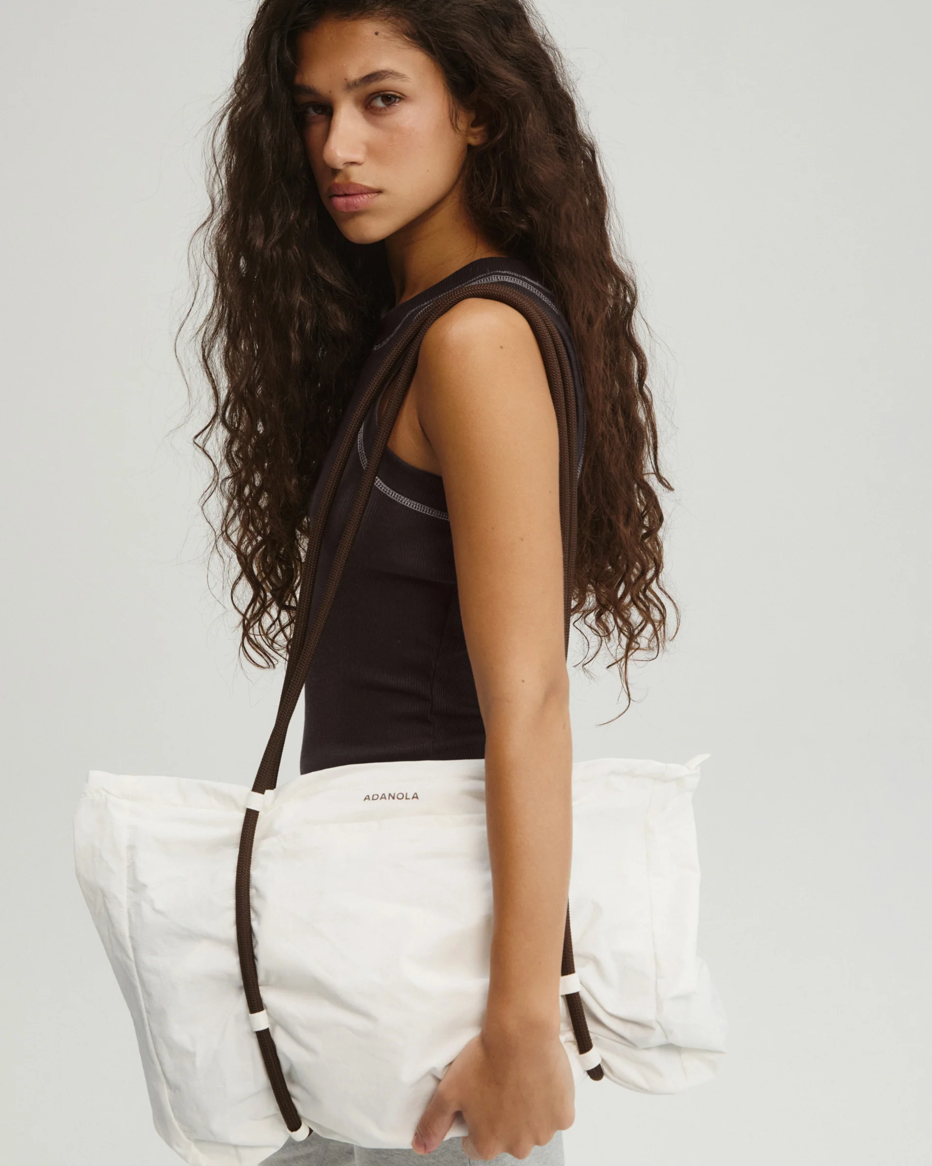 436-large-rope-ripstop-bag-marshmallow-white-coffee-bean-1.webp Large Rope Ripstop Bag - Marshmallow White/Coffee Bean