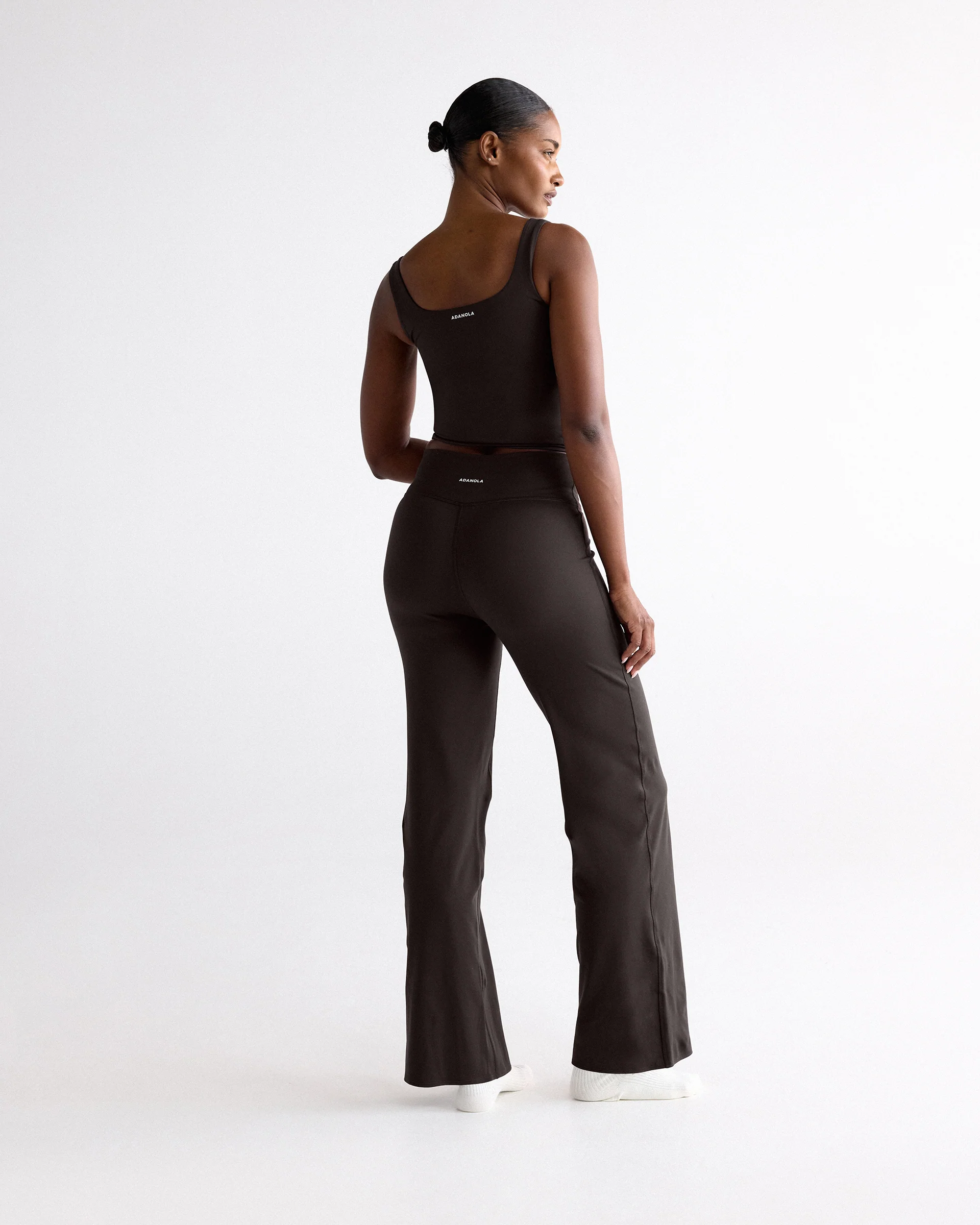 4788-yoga-pant-coffee-bean-2.webp Yoga Pant - Coffee Bean