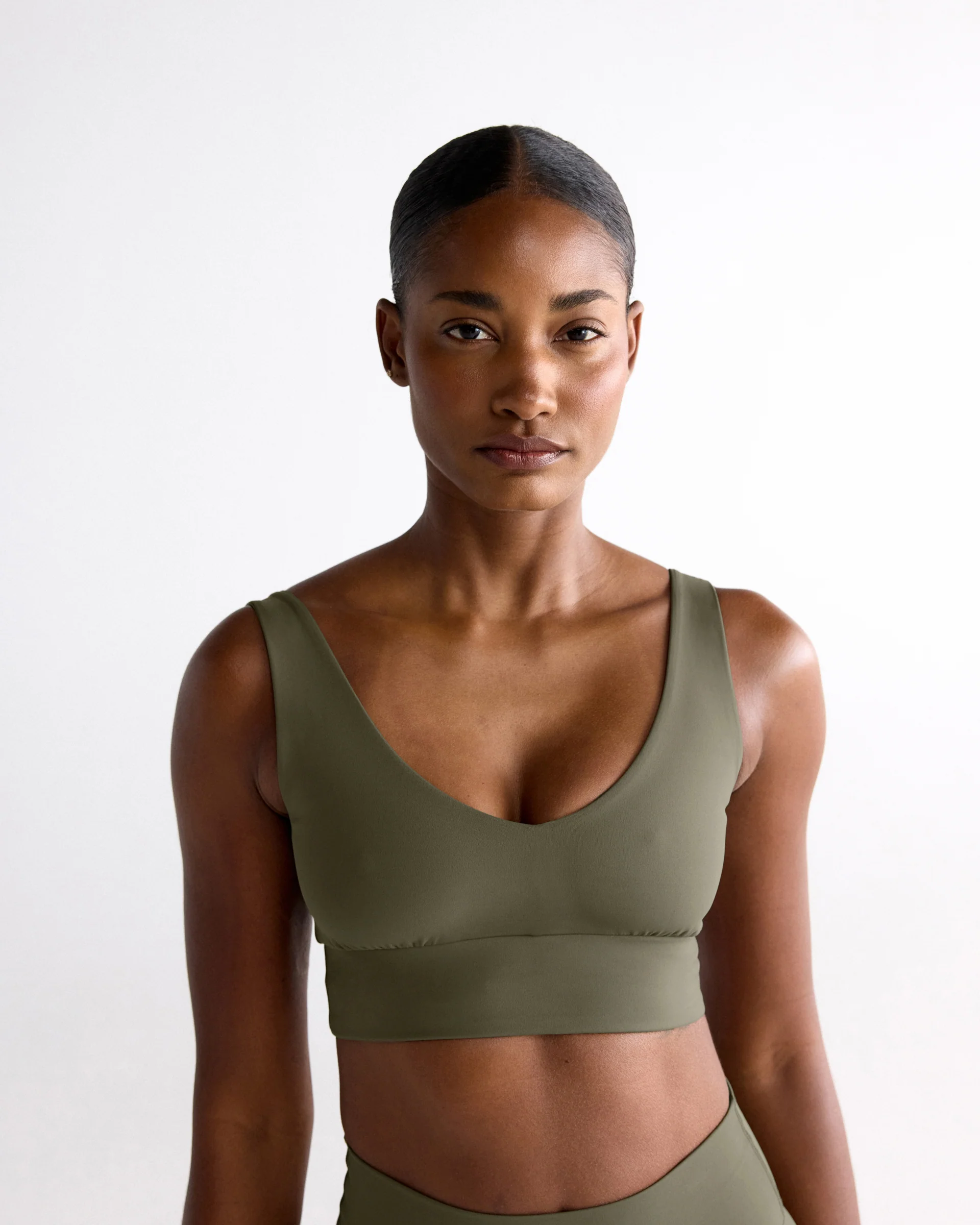 4916-ultimate-v-neck-bra-olive-green-3.webp Ultimate V-Neck Bra - Olive Green