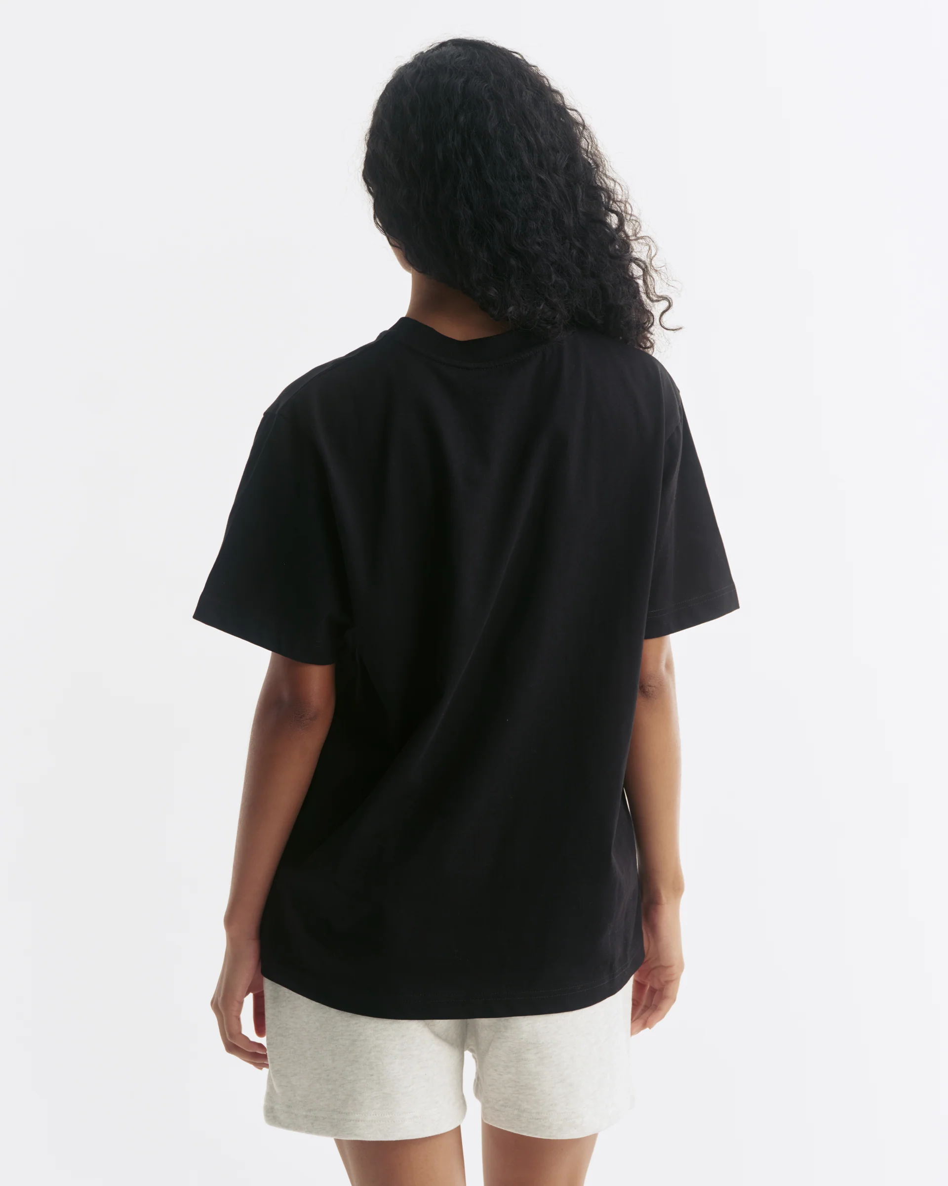5113-ada-short-sleeve-oversized-t-shirt-black-white-2.webp ADA Short Sleeve Oversized T-shirt - Black/White