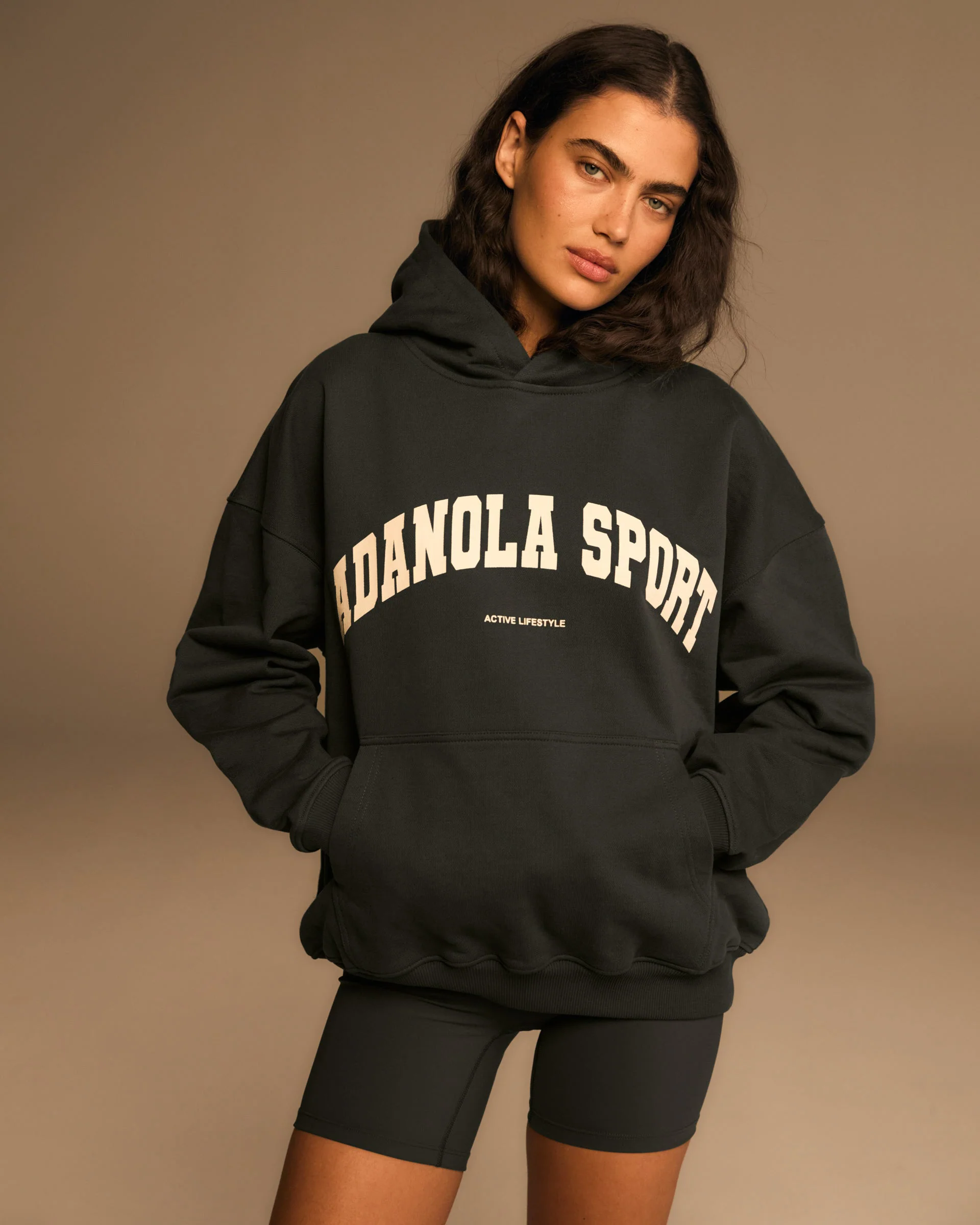 5339-as-oversized-hoodie-graphite-grey-marshmallow-white-1.webp AS Oversized Hoodie - Graphite Grey/Marshmallow White