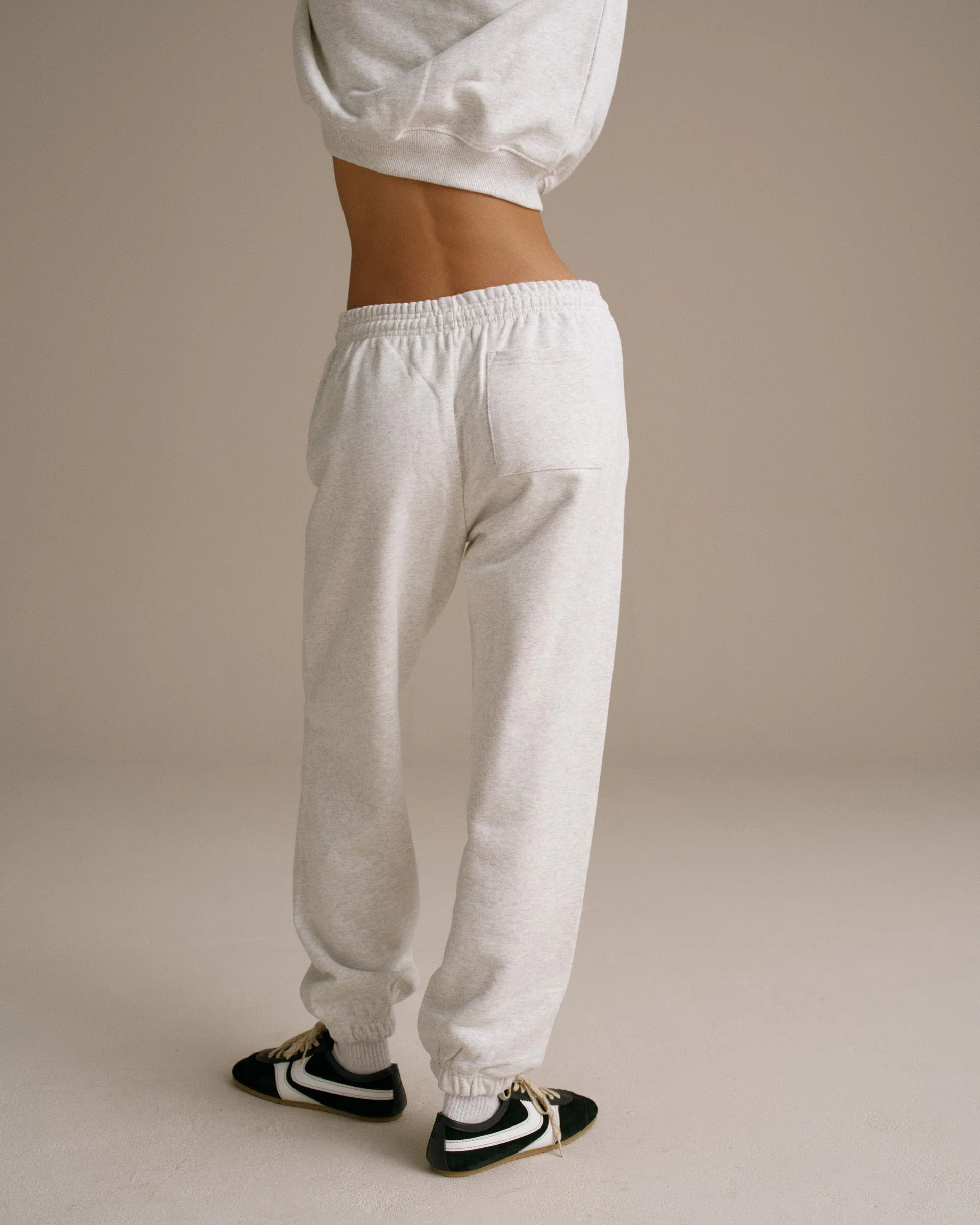 5463-varsity-sweatpants-light-grey-melange-black-2.webp Varsity Sweatpants - Light Grey Melange/Black