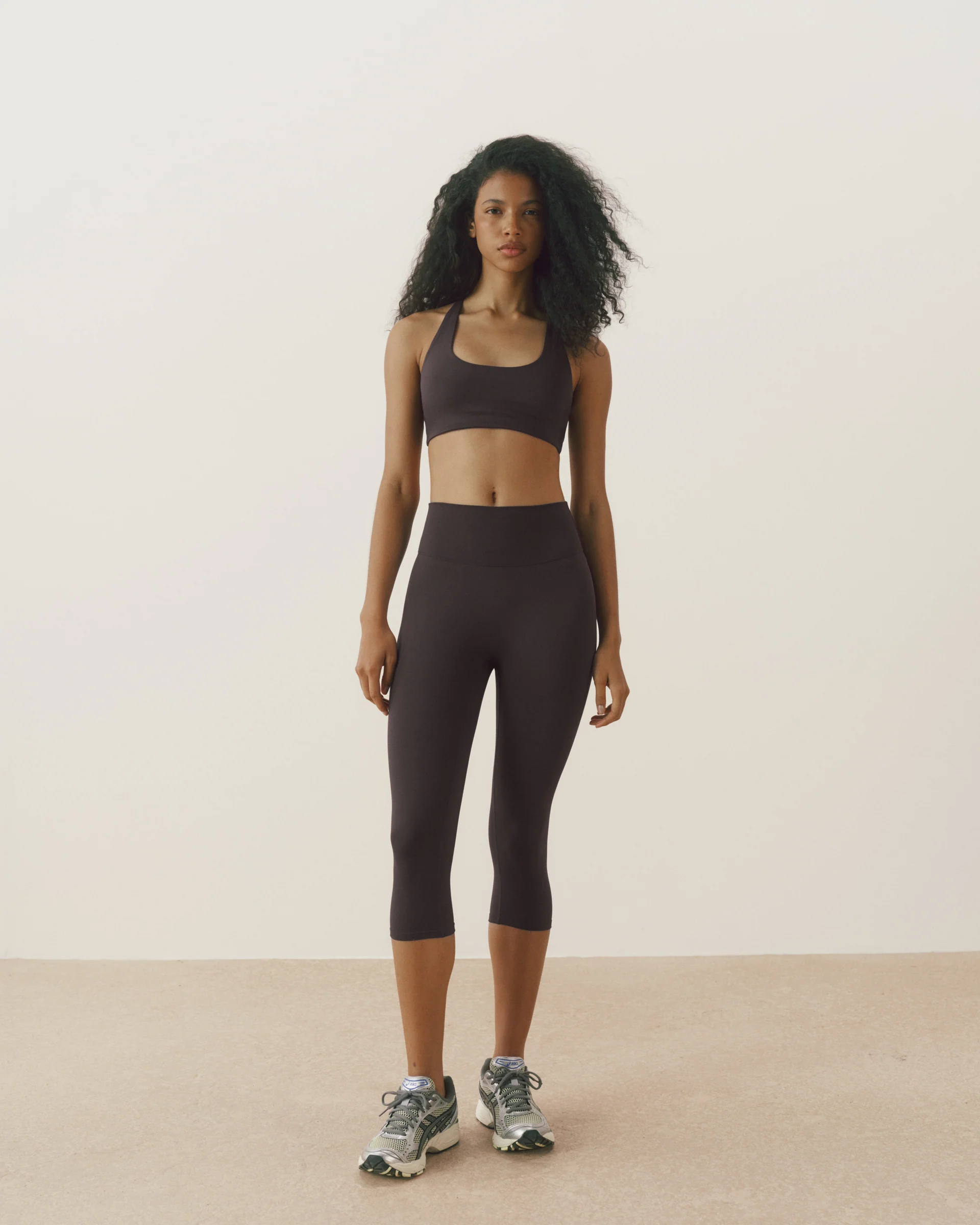 Ultimate Capri Leggings - Coffee Bean