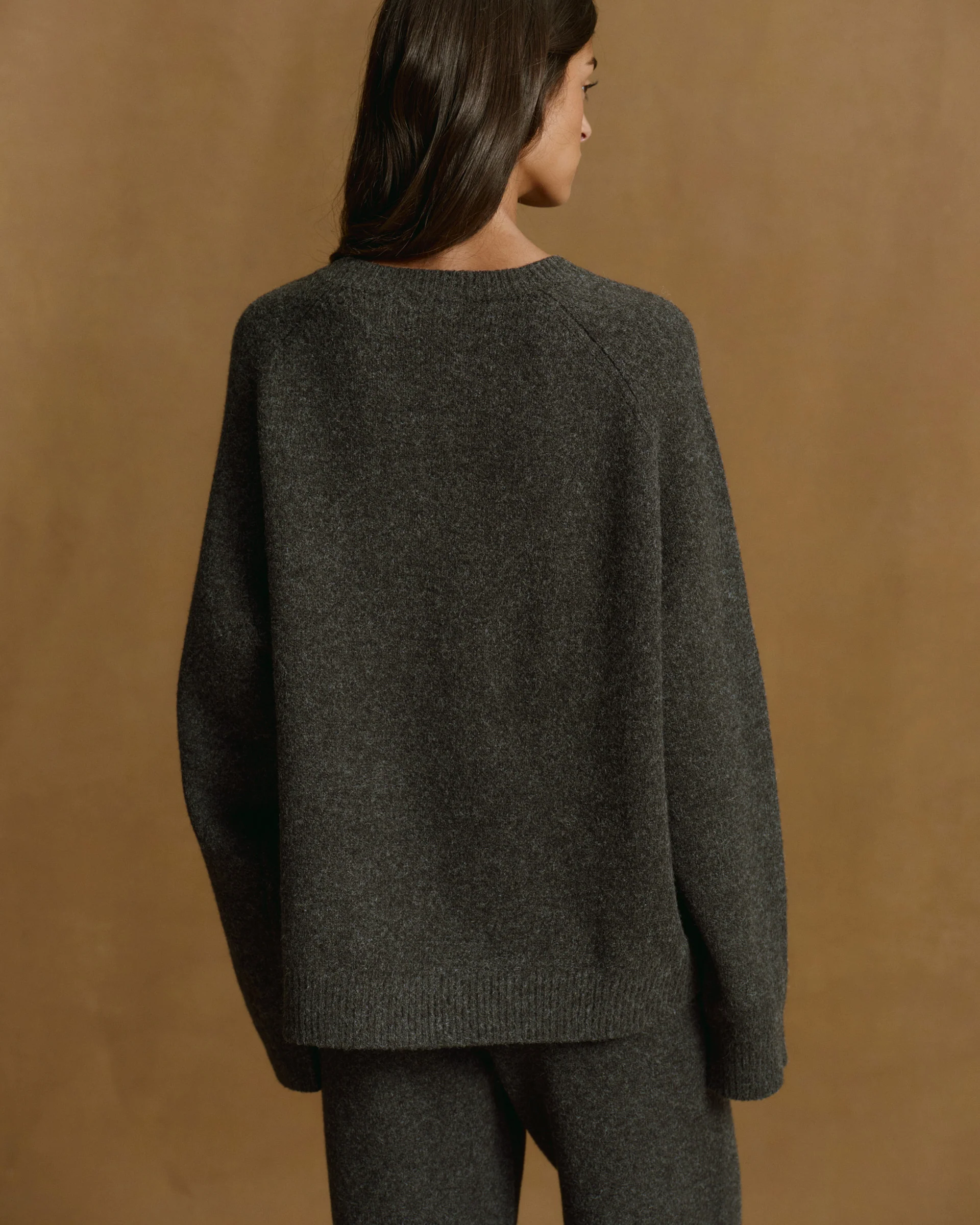 6050-varsity-boucle-oversized-knit-sweatshirt-charcoal-grey-marshmallow-white-2.webp Varsity Boucle Oversized Knit Sweatshirt - Charcoal Grey/Marshmallow White