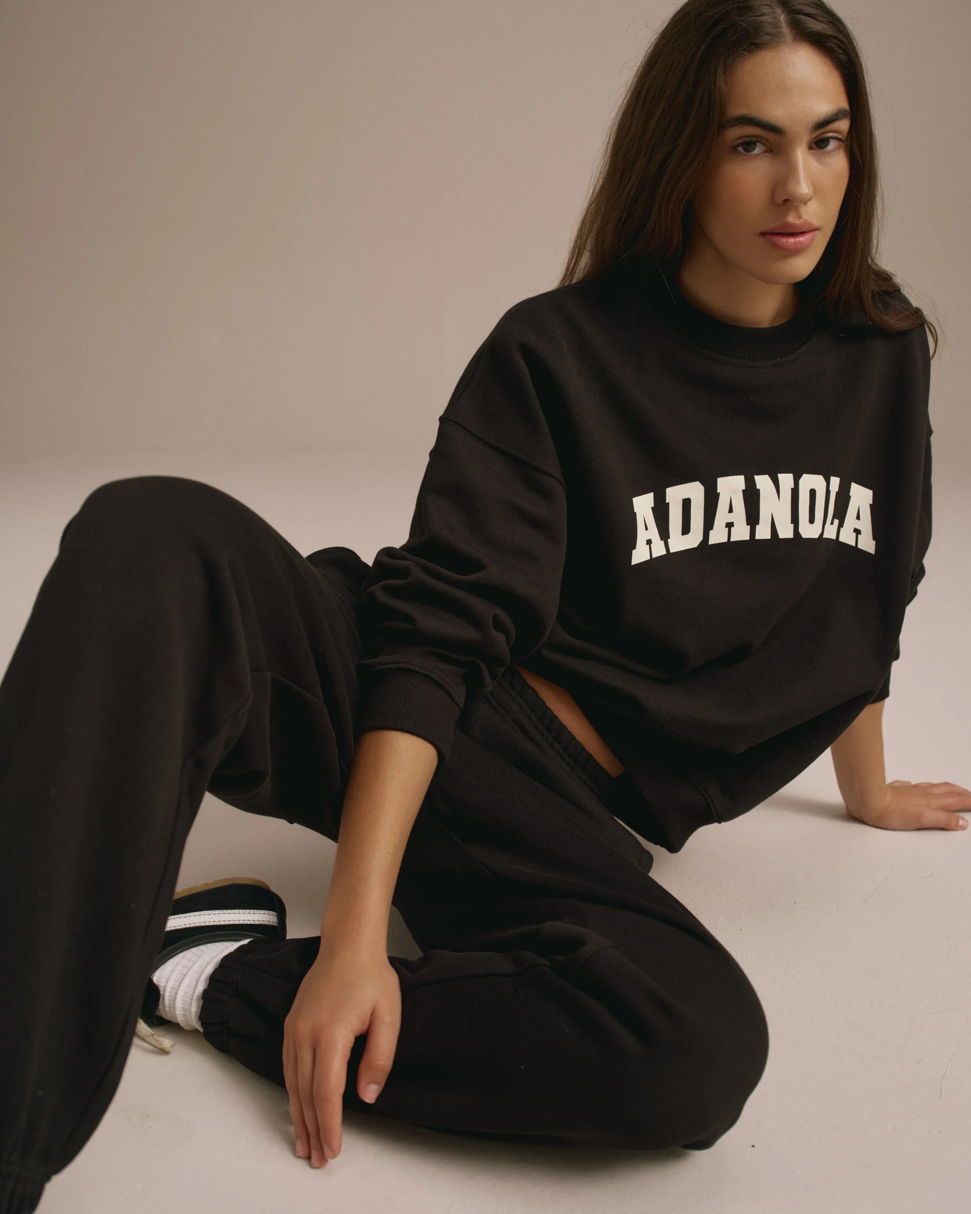 6075-varsity-sweatpants-black-4.webp Varsity Sweatpants - Black
