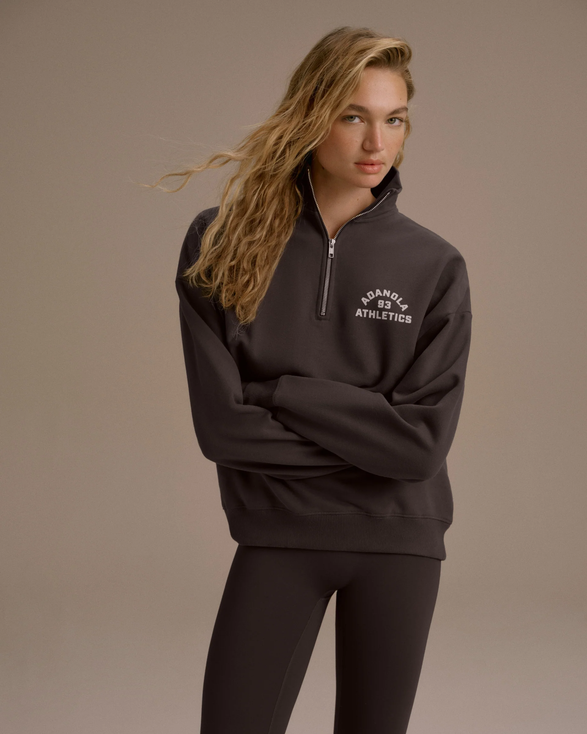 6110-campus-oversized-funnel-neck-zip-sweatshirt-washed-coffee-bean-marshmallow-white-1.webp Campus Oversized Funnel Neck Zip Sweatshirt - Washed Coffee Bean/Marshmallow White