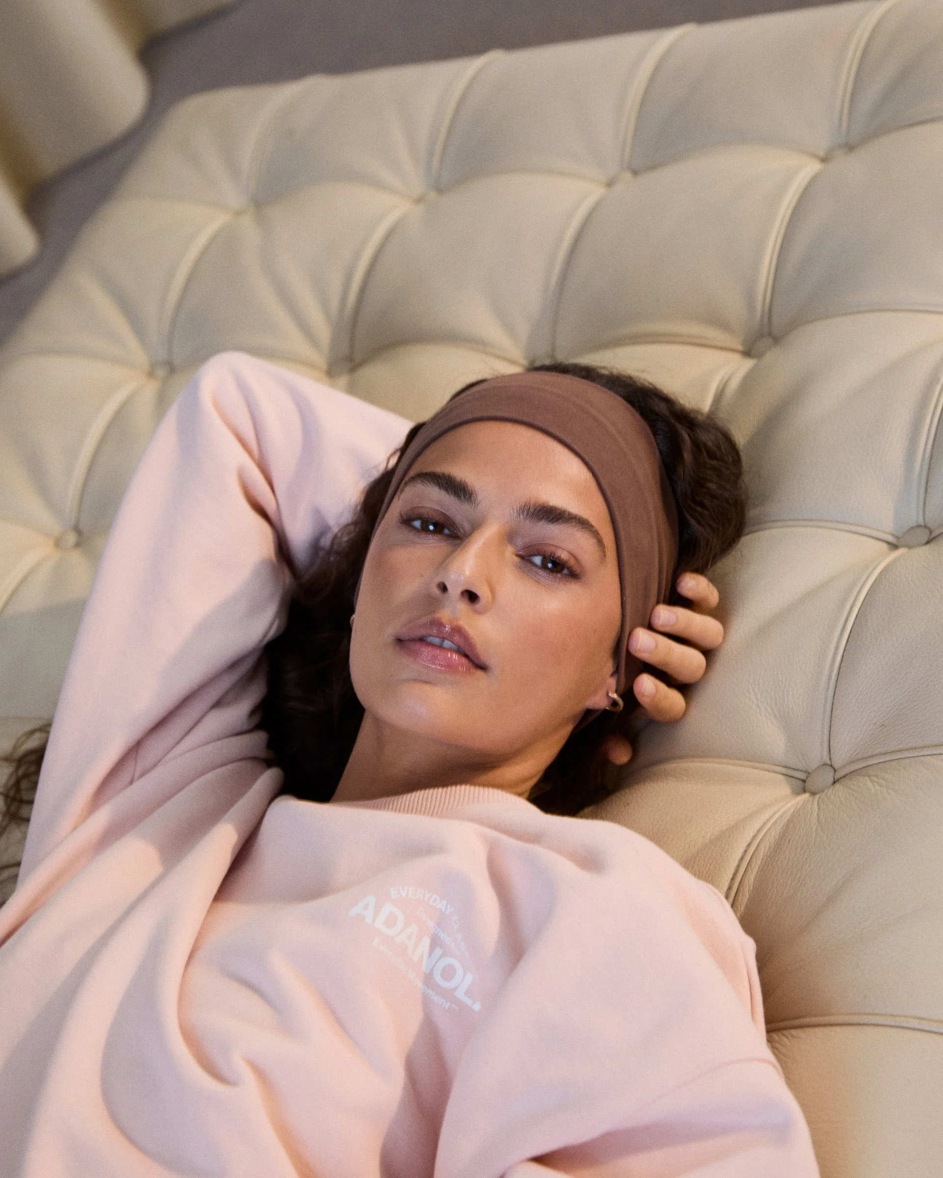 6246-classics-oversized-sweatshirt-blush-pink-marshmallow-white-3.webp Classics Oversized Sweatshirt - Blush Pink/Marshmallow White