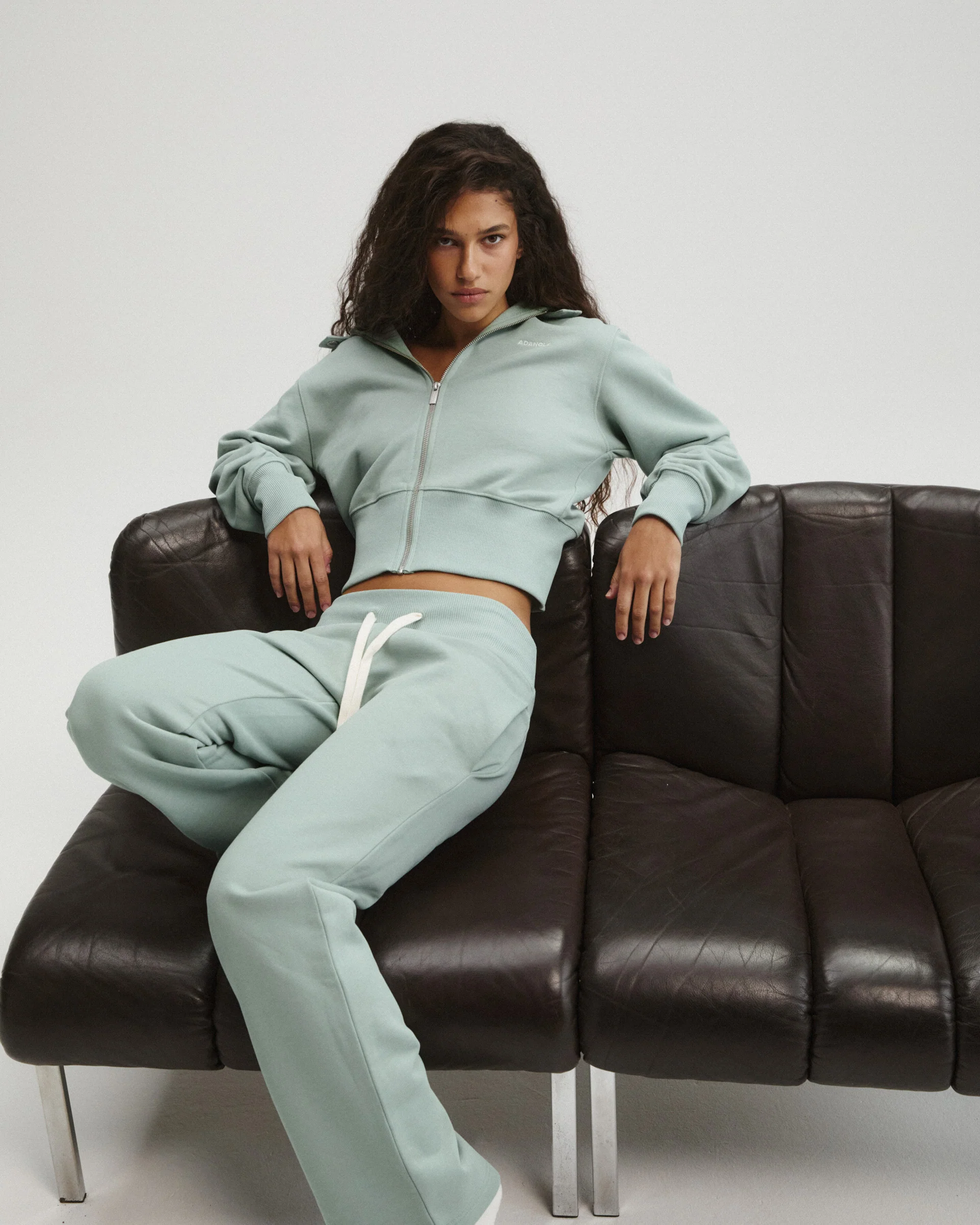 6614-rib-waist-straight-leg-sweatpants-cloud-blue-1.webp Rib Waist Straight Leg Sweatpants - Cloud Blue