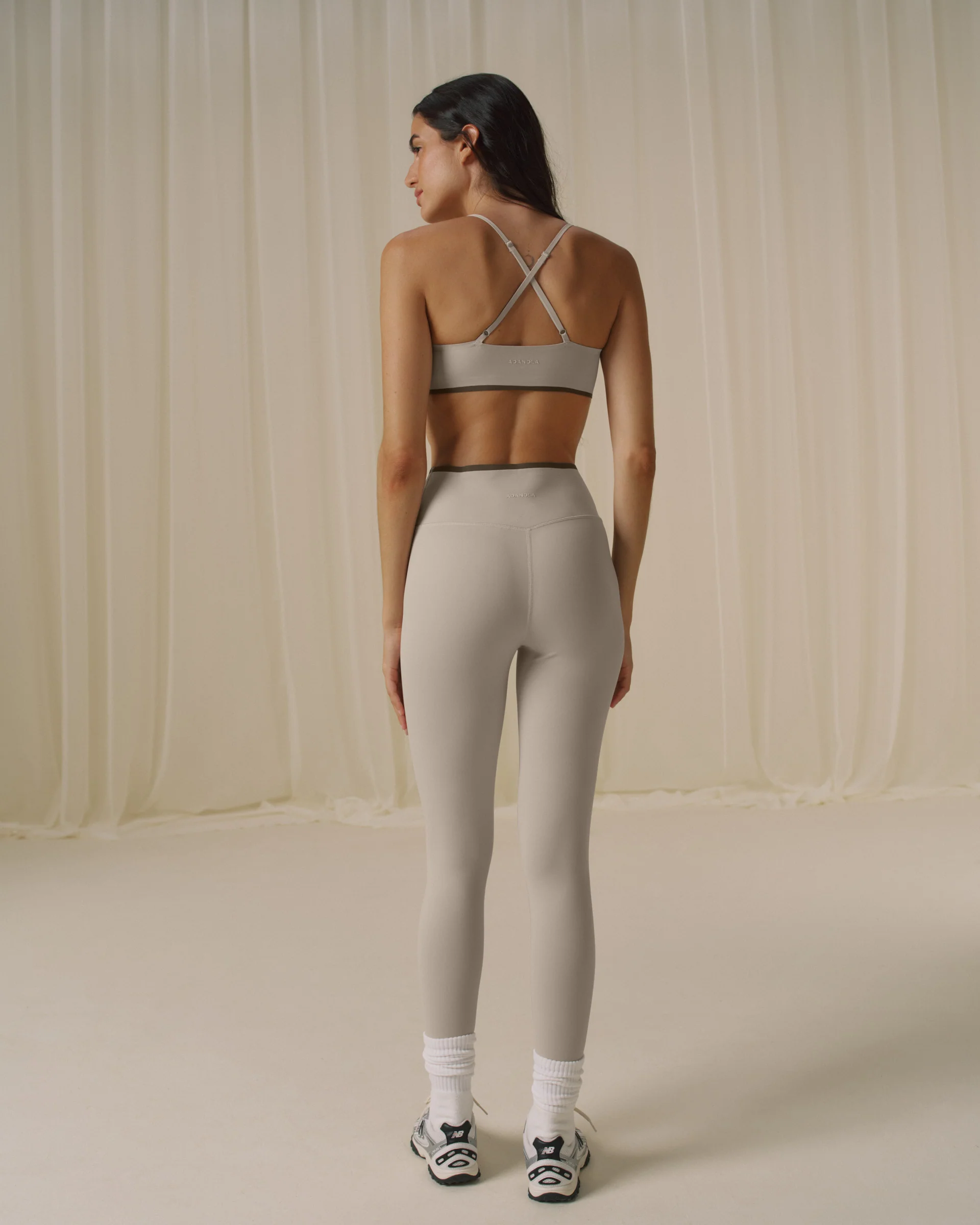 7814-bonded-contrast-leggings-bone-3.webp Bonded Contrast Leggings - Bone