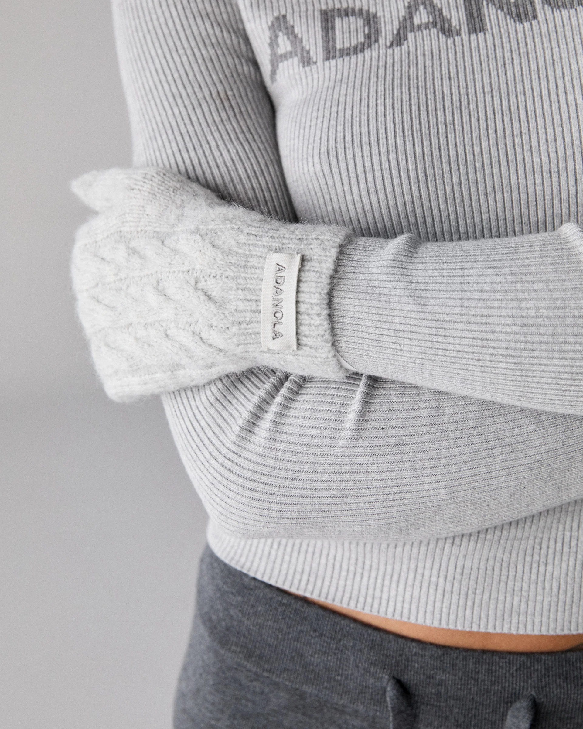 Cable Knit Mittens - Light Grey Melange